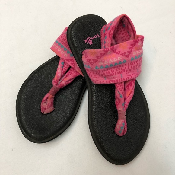 sanuk girls sandals